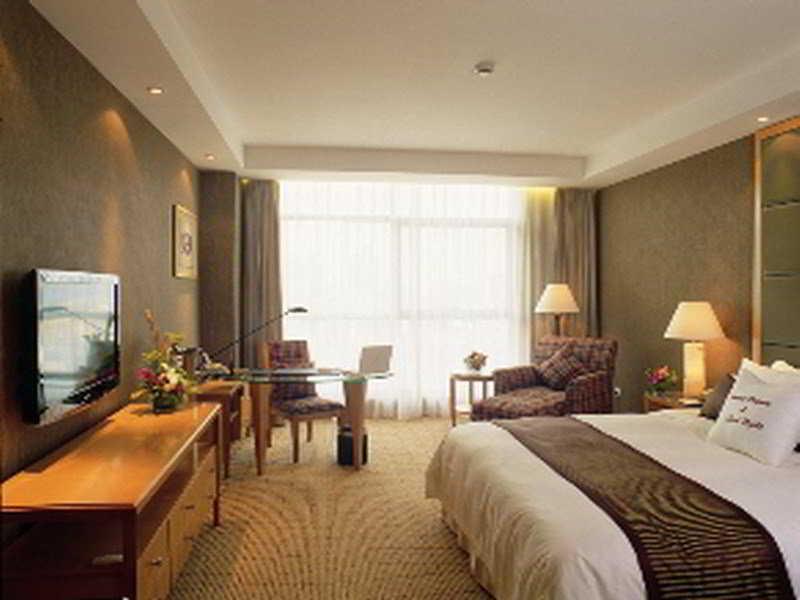Central International Hotel Shanghai Ruang foto
